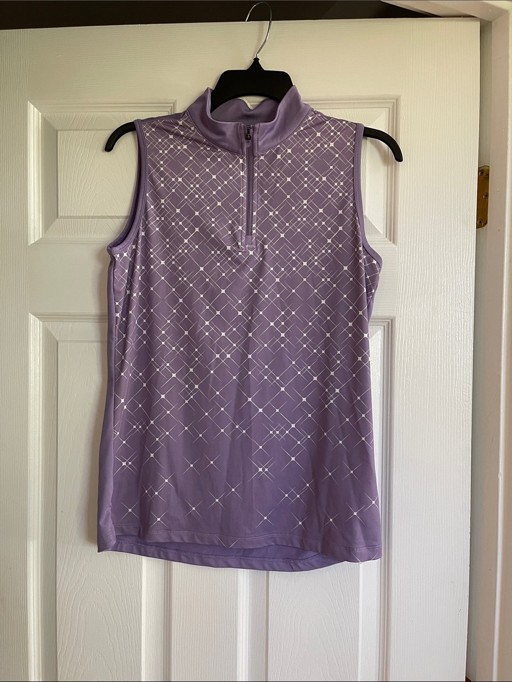 Sleeveless Lavender Zip Mock-Neck Performance Tank Top